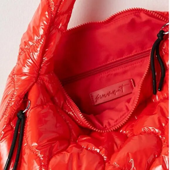 Free People FP Movement Surplus Shine Carryall Tote Bag ❤️ NWT - Picture 3 of 9